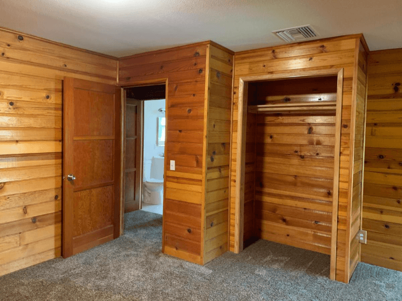 Crestline Apartment: 736 Rocky Loop