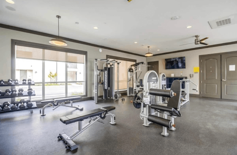 San Diego Single Room: 5150 Calle Sandwaves
