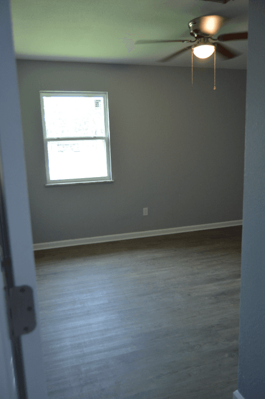 Broussard Apartment: 219 Leon Street