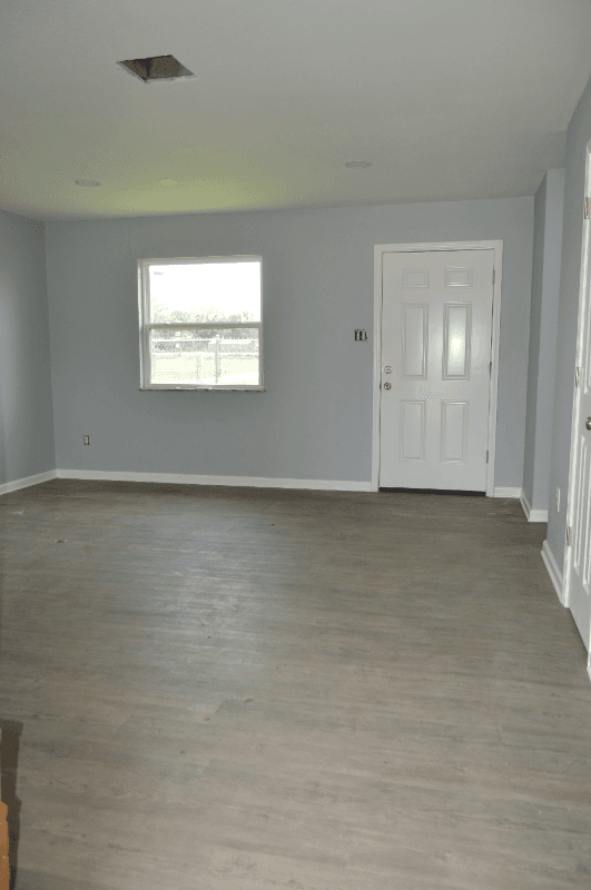 Broussard Apartment: 219 Leon Street