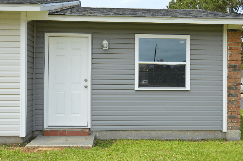 Broussard Apartment: 219 Leon Street