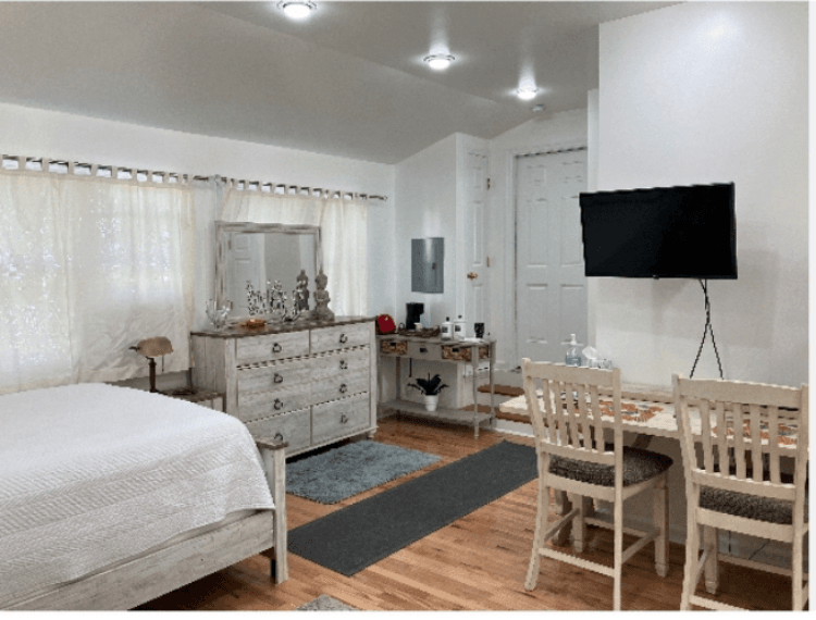 Norwalk Apartment: 1 Carlson court