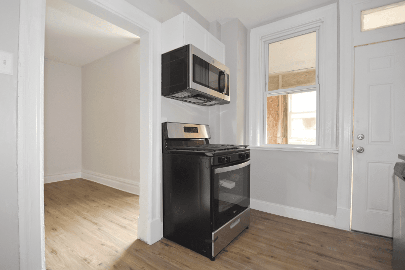 Pittsburgh House: 5404 Black St