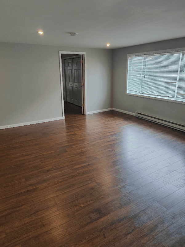 Exeter Apartment: 1172 Wyoming Ave