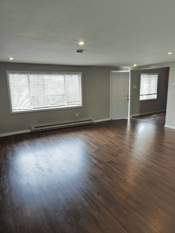 Exeter Apartment: 1172 Wyoming Ave