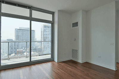 Chicago Apartment: 759 South Clark