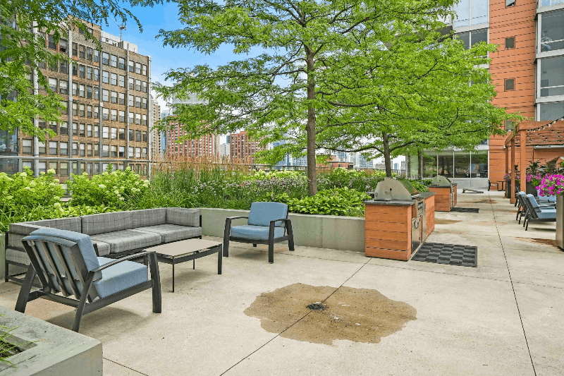 Chicago Apartment: 759 South Clark
