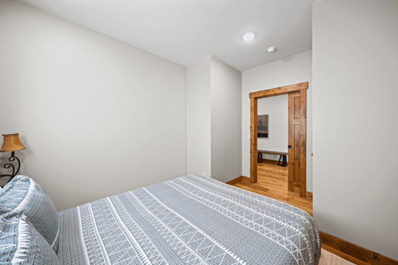 Ridgway House: 498 Badger Trl S