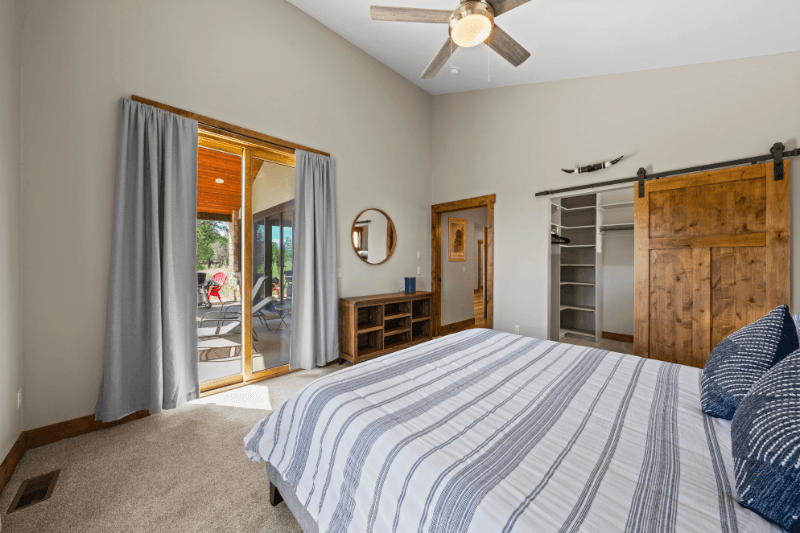 Ridgway House: 498 Badger Trl S