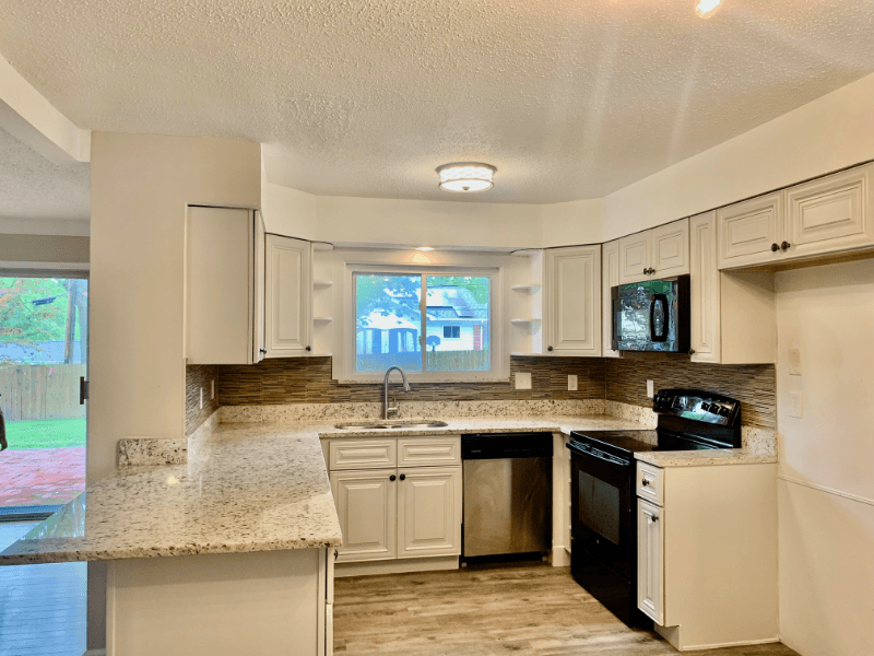Creve Coeur House: 1141 Old Farm Drive
