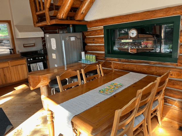 Gordon House: 15614 S Bass Lake Rd
