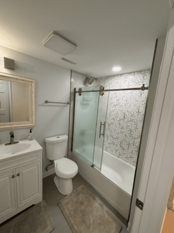 Fairfax House: 13355 Jasper Ct