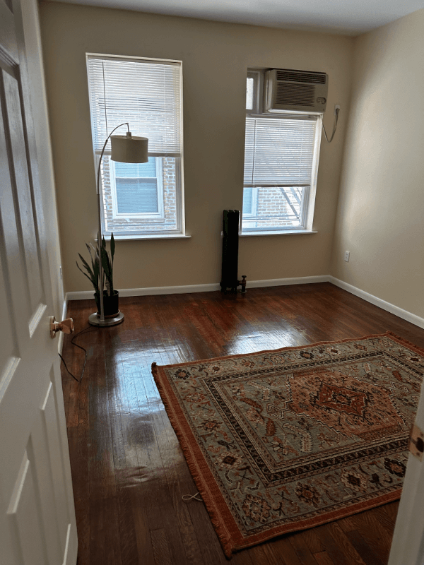 Washington House: 1315 Park Rd NW