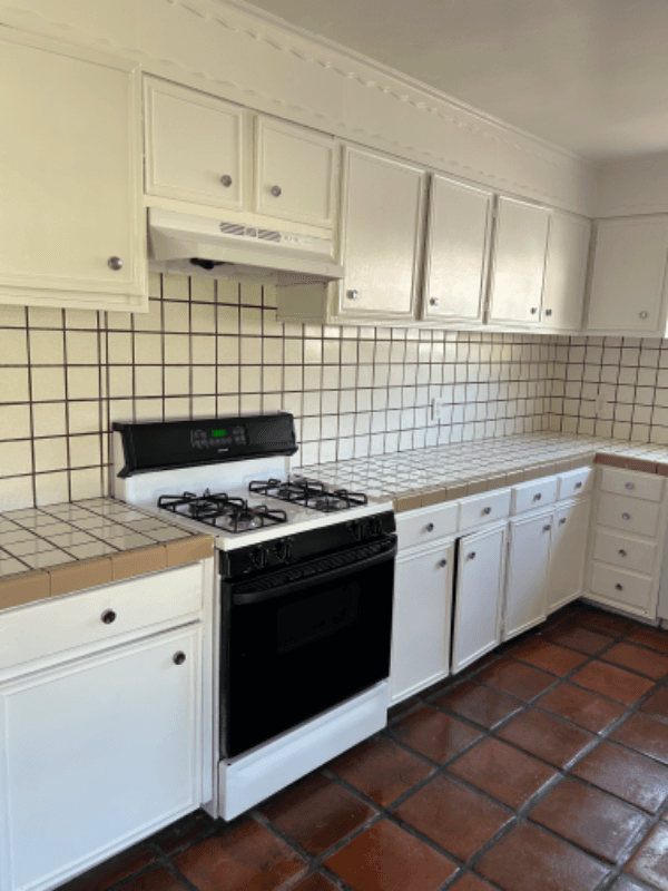 Long Beach House: 2629 Baltic Avenue