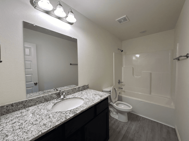 FAYETTEVILLE Single Room: 987 S BENCHMARK LN