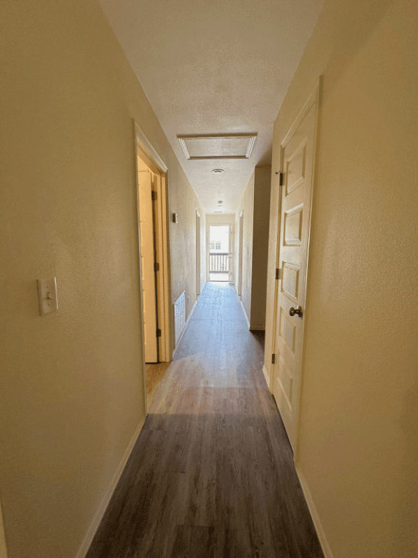 FAYETTEVILLE Single Room: 987 S BENCHMARK LN