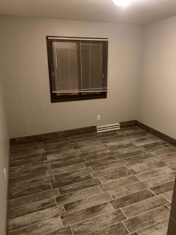 Milwaukee Apartment: 7512 N. GRANVILLE RD