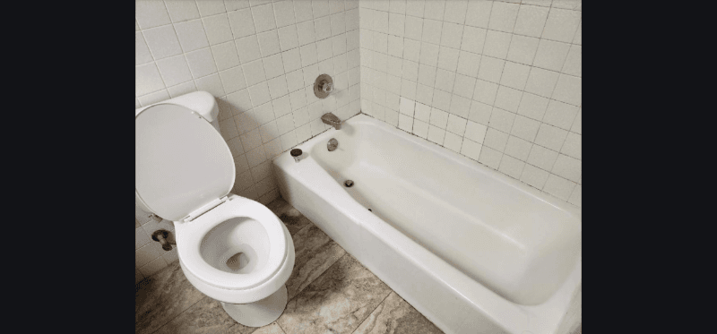 Milwaukee Apartment: 7512 N. GRANVILLE RD