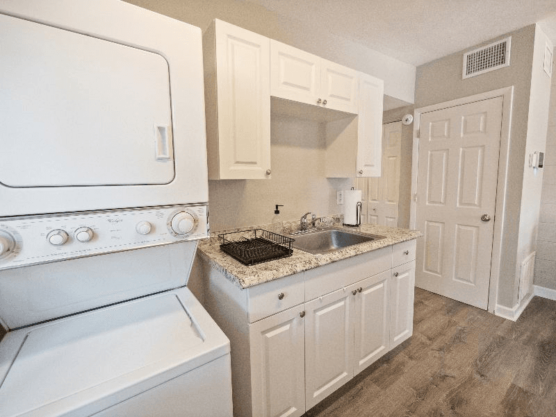 Orlando House: 1511 E Kaley St