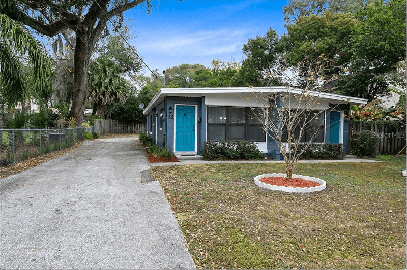 Orlando House: 1511 E Kaley St