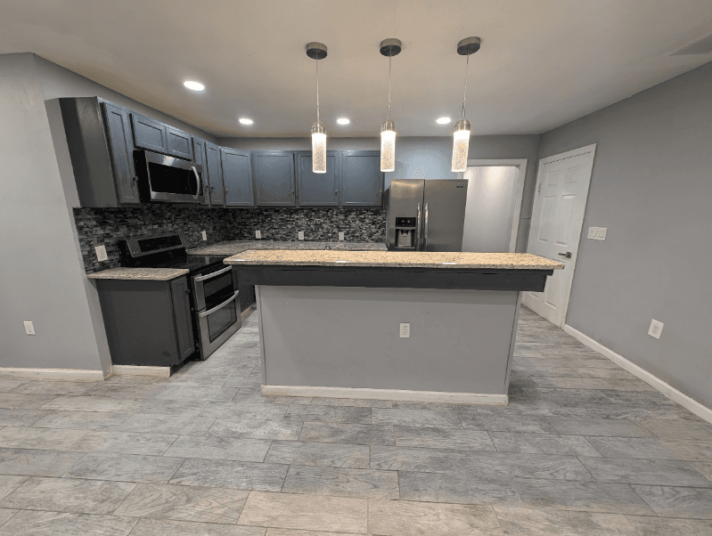 Odessa House: 2409 Park Blvd