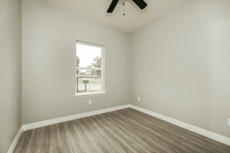 San Antonio Multiplex: 1402 Afton St Unit 102