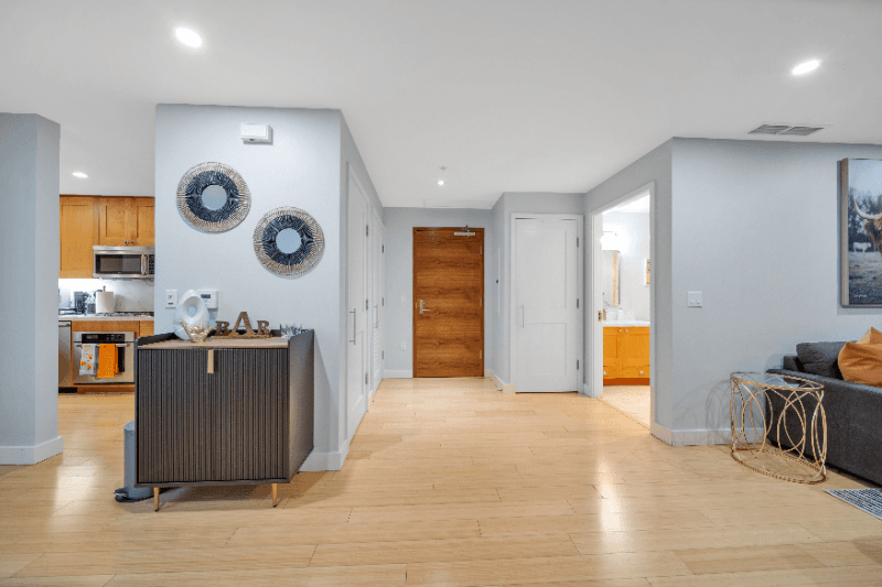 San Diego Condo: 700 West E St
