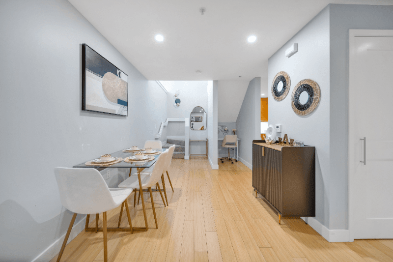 San Diego Condo: 700 West E St
