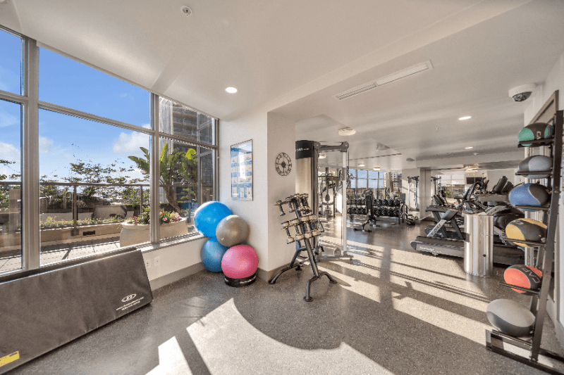 San Diego Condo: 700 West E St