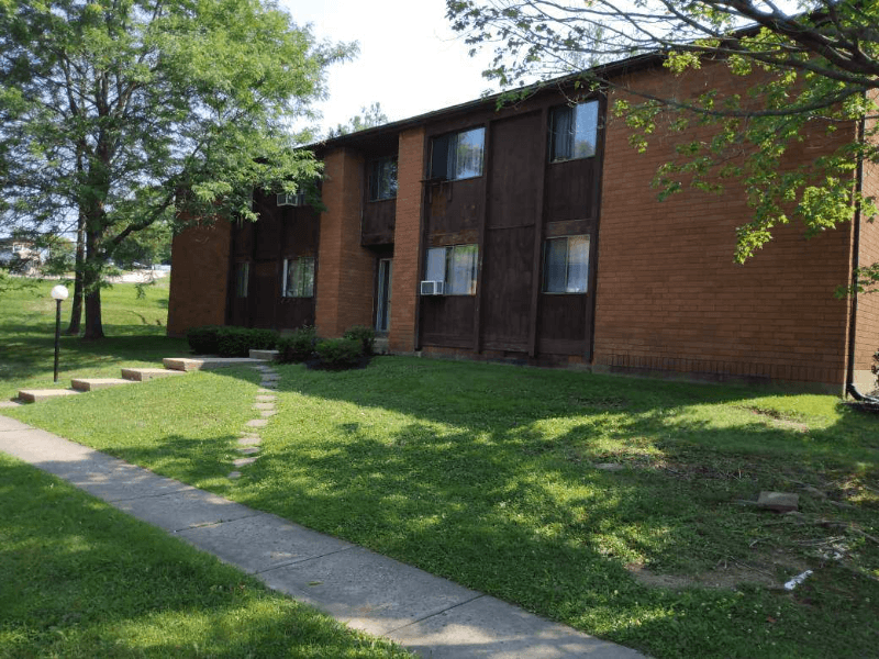 Barnesville Apartment: 435 S Lincoln Ave
