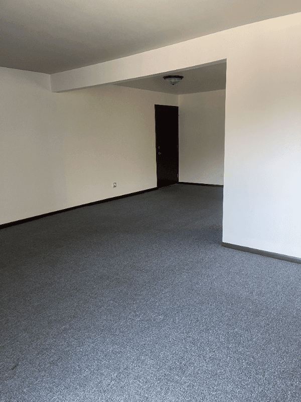 Darien Apartment: 7718 Wildwood Ct