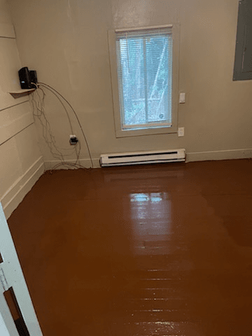 ridgeville House: 123 lucille rd