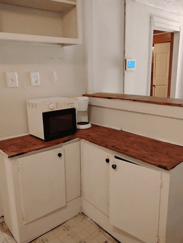 ridgeville House: 123 lucille rd