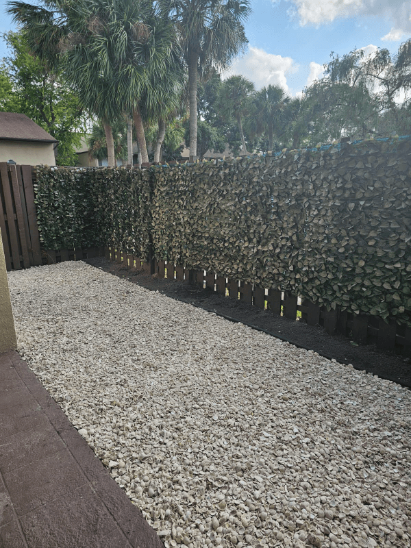 St Petersburg Condo: 885 N village drive
