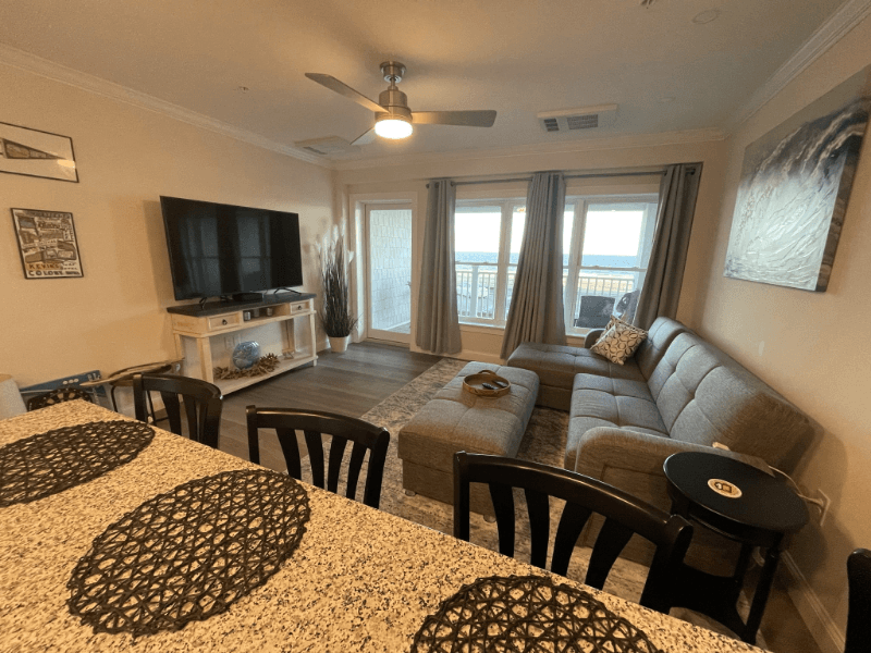 Hampton Condo: 315 Ocean Boulevard
