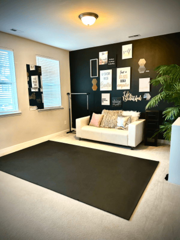 Charlotte House: 4322 Hubbard Rd