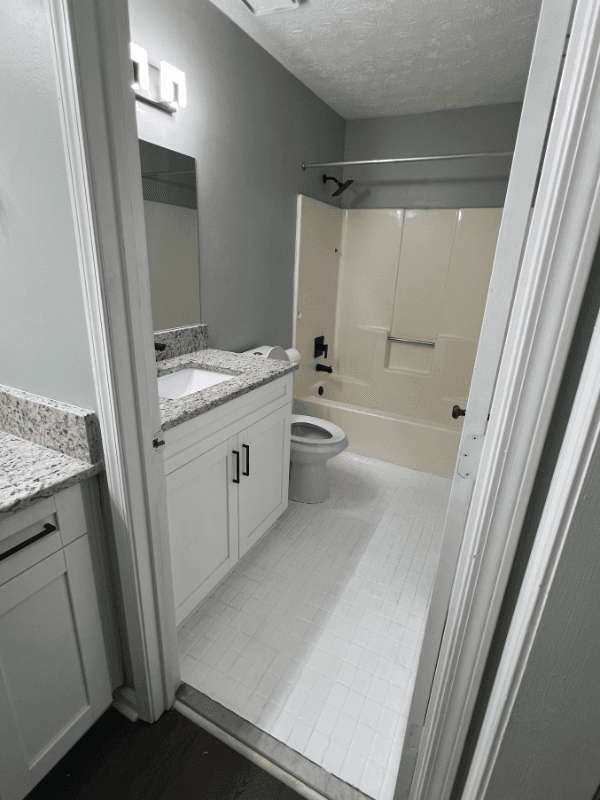 Alpharetta Multiplex: 558 Wedgewood Dr