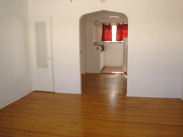 Miami Beach Apartment: 1575 Lenox Ave