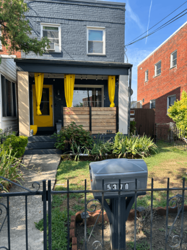 Wash Townhome: 5370 Chillum pl ne