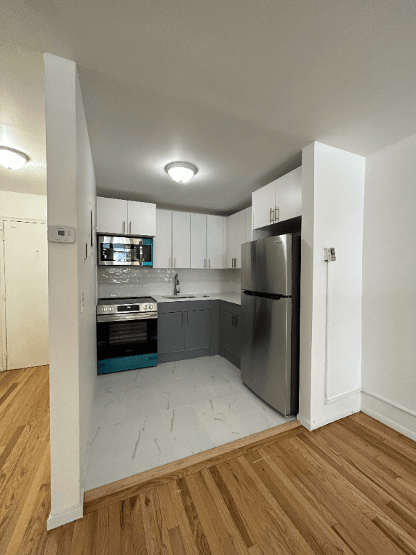Jersey City Apartment: 590 Bergen Ave