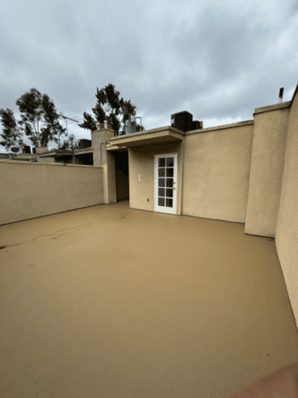 Sherman Oaks Townhome: 13022 Riversidd Dr