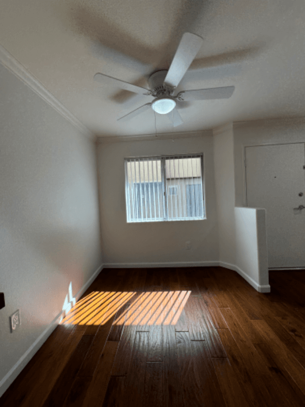 Sherman Oaks Townhome: 13022 Riversidd Dr