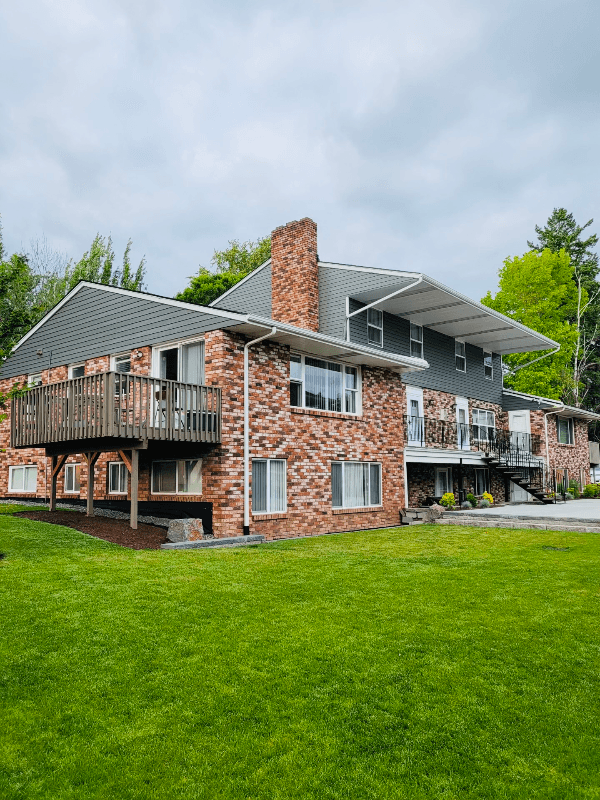 Gresham Apartment: 2755 NE Hogan Drive
