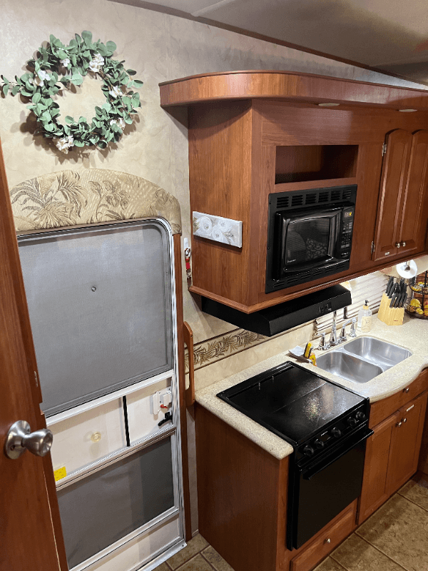 Columbiana Other: 7560 Chelsea Road