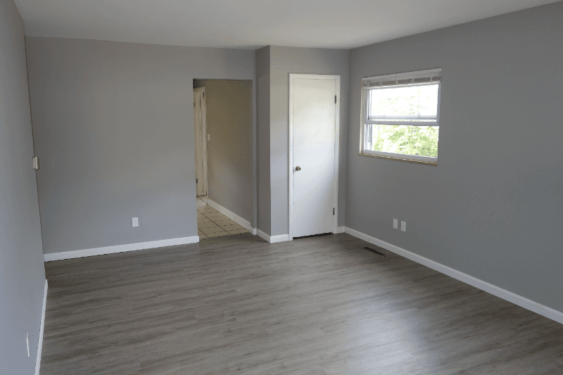 Columbus House: 5289 Eisenhower Rd