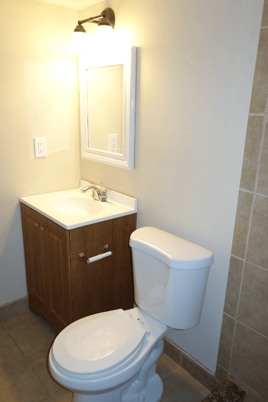 Columbus House: 5289 Eisenhower Rd