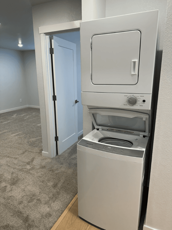 Sultan Apartment: 808 Main Street