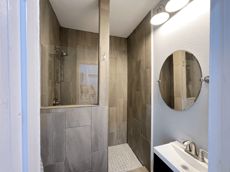 San Antonio Townhome: 715 W Hollywood