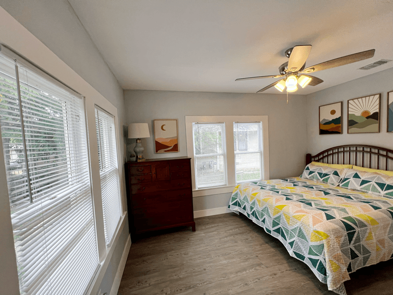 San Antonio Townhome: 715 W Hollywood