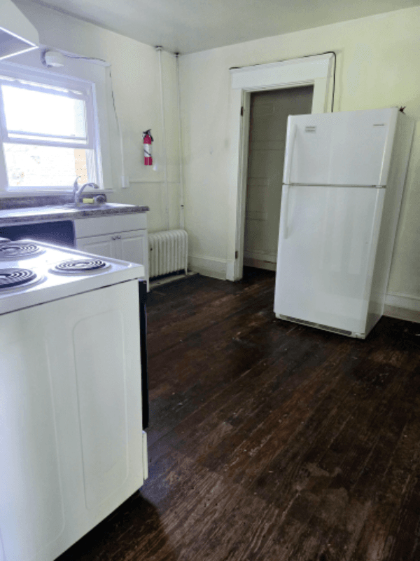 Bellefonte Apartment: 382 Pine St